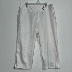 Elegant White Capris